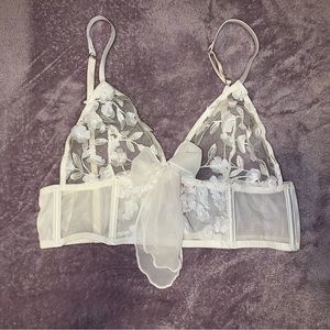 Victoria’s Secret Dream Angels Floral Bralette